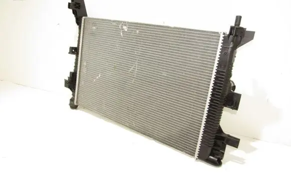 Ford C-MAX II Coolant radiator CV618005Vc