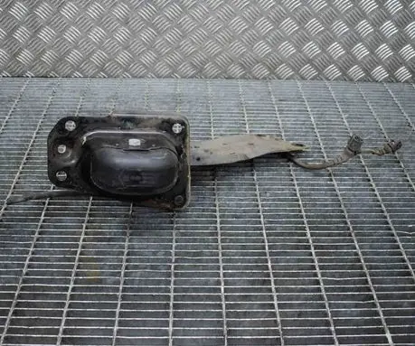 Volkswagen PASSAT B8 Rear upper control arm/wishbone 1K0505130L