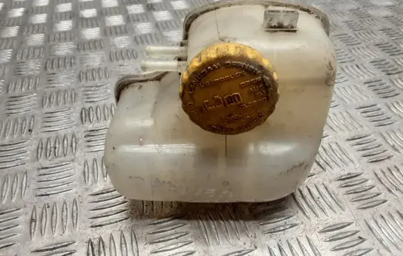 Opel Vectra C Coolant expansion tank/reservoir 9202100