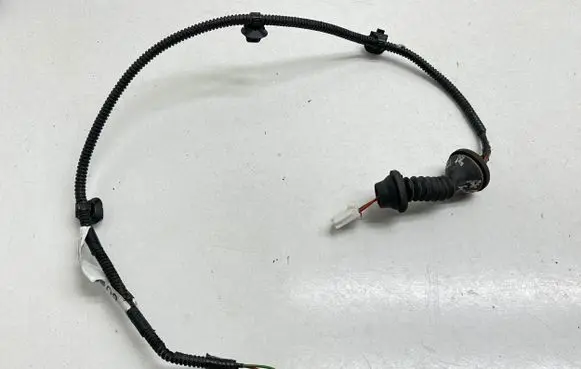 Toyota Aygo AB40 Rear door wiring loom 821530H020B 2215530H020