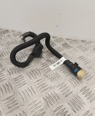 BMW 1 F20 F21 Fuel pressure sensor 8514518 8507679 L2513DB