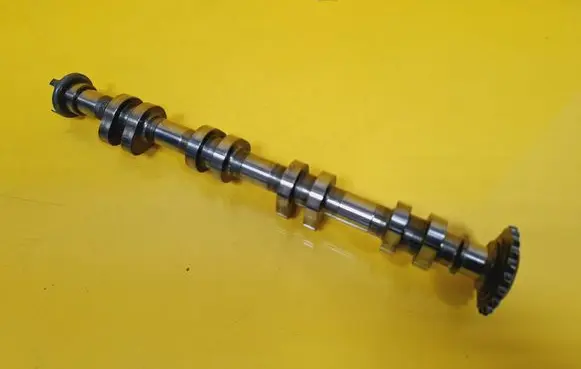 Volkswagen Touareg I Camshaft 078109115H