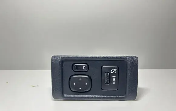 Lexus CT 200H Wing mirror switch 5544676010 453471 183647