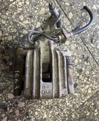 Skoda Yeti (5L) Rear brake caliper