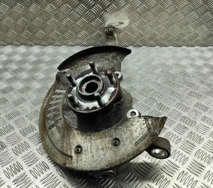 Front wheel hub