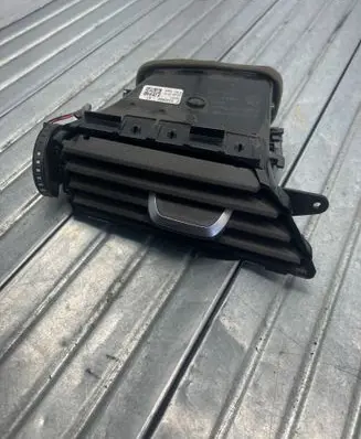 BMW 5 G30 G31 G38 Dashboard side air vent grill/cover trim 9330896 12022018 09880