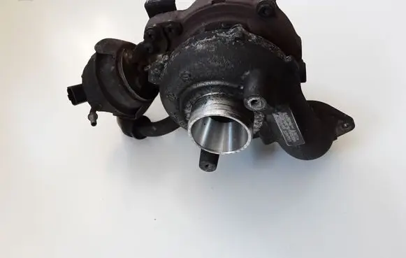 Peugeot 5008 Turbo 9686120680