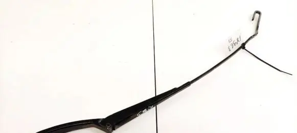 Volkswagen Transporter - Caravelle T4 Front wiper blade arm 701955410