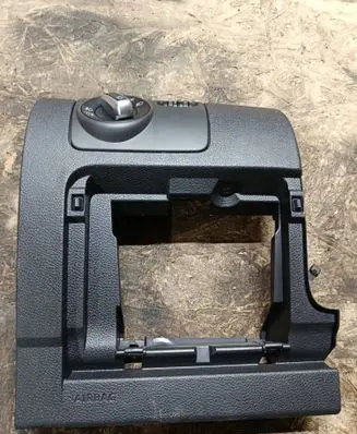 Volkswagen Golf VI Dashboard lower bottom trim panel 5K1858365C 5K1858367C 8K1858361C