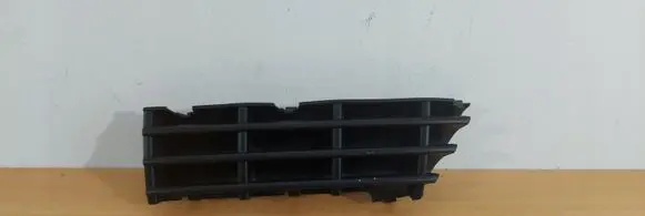 Peugeot 207 Front bumper lower grill 9681933277