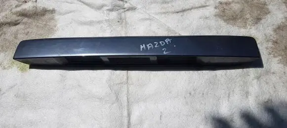 Mazda 2 Trunk door license plate light bar 3M71A43404BE