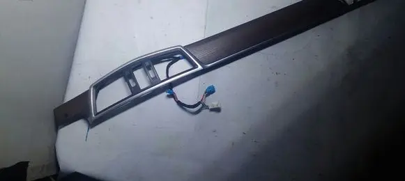 Dash center speaker trim cover
