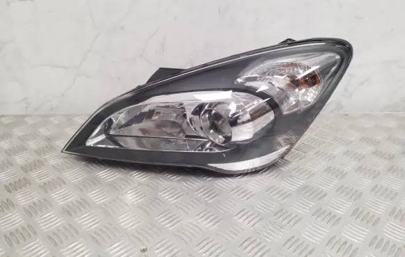 KIA Ceed Headlight/headlamp