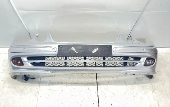 Mercedes-Benz E W211 Front bumper A2118800240