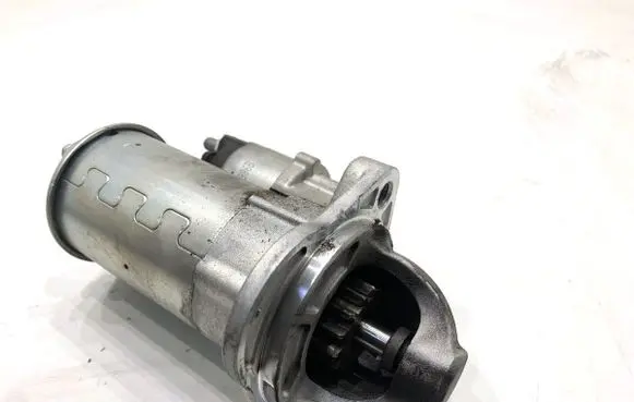 Hyundai i30 Starter motor 3610008100