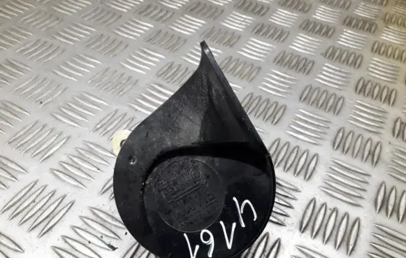 Peugeot 406 Horn signal E335717