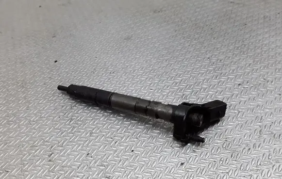 Audi A8 S8 D3 4E Fuel injector 059130277Q 0445115004