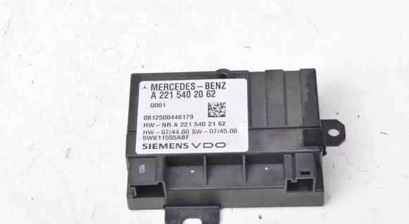 Mercedes-Benz C W204 Fuel injection pump control unit/module A2215402062