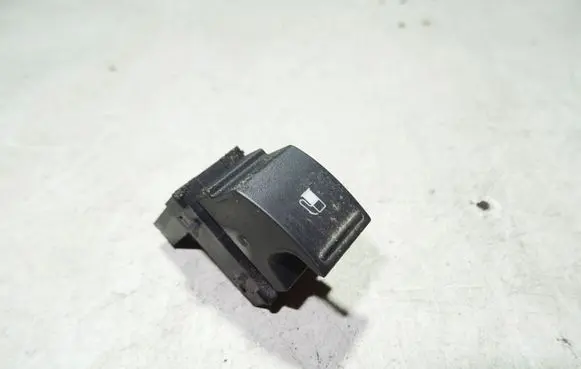 Volkswagen Golf V Fuel tank opening switch 7L6959833B