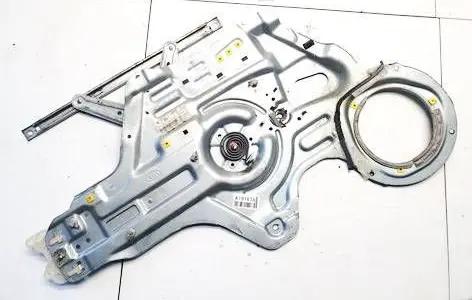 KIA Cerato Sliding door window regulator with motor 824702F020