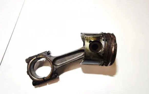 Peugeot 307 Piston with connecting rod