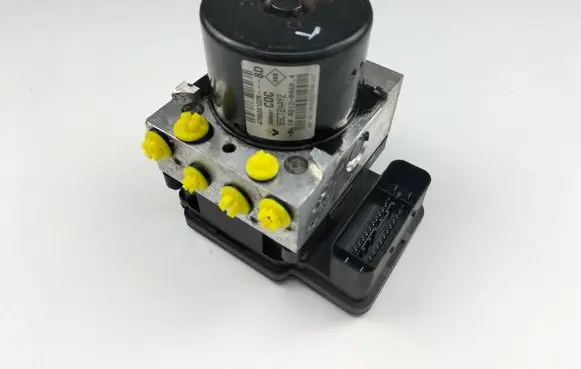 Renault Megane III ABS Pump 476608102R 10021204604 28561056063