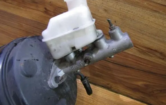 Hyundai Santa Fe Master brake cylinder