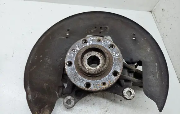 Peugeot 508 RXH Front wheel hub