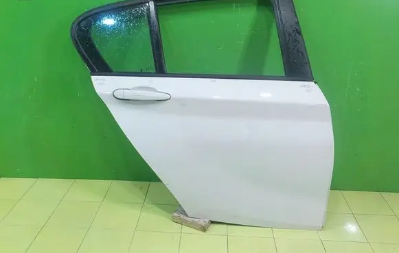 BMW 1 F20 F21 Rear door PRAWE