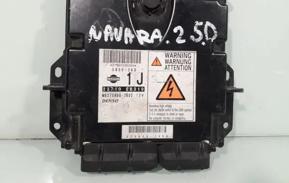 Nissan Navara D40 Engine control unit/module 23710EB310 MB2758003602