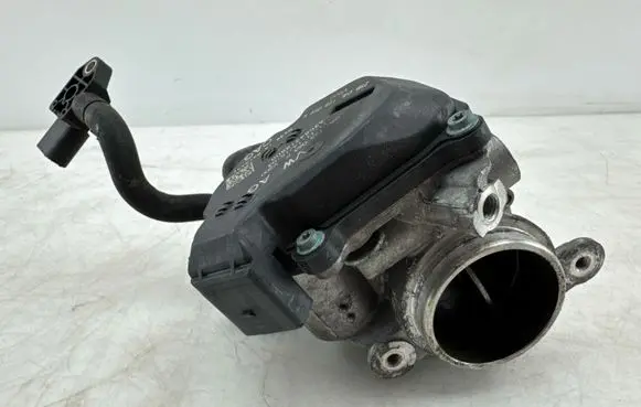 Volkswagen Golf VII Throttle valve A2C84315500
