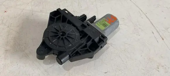 Jeep Grand Cherokee Rear door window regulator motor 931402103