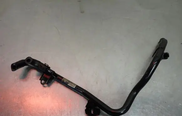 Volkswagen Touareg I Engine coolant pipe/hose