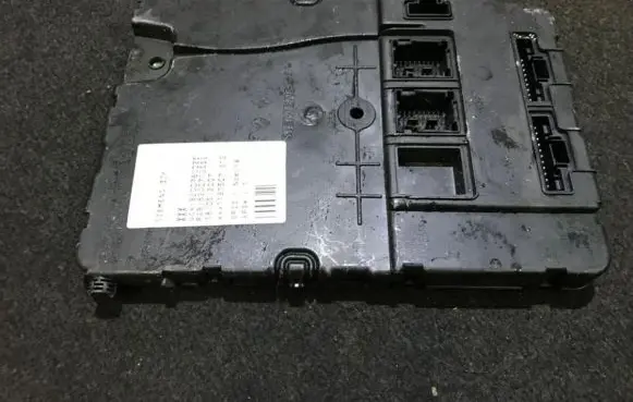 Renault Megane II Comfort/convenience module 8200780025 u1184100920j
