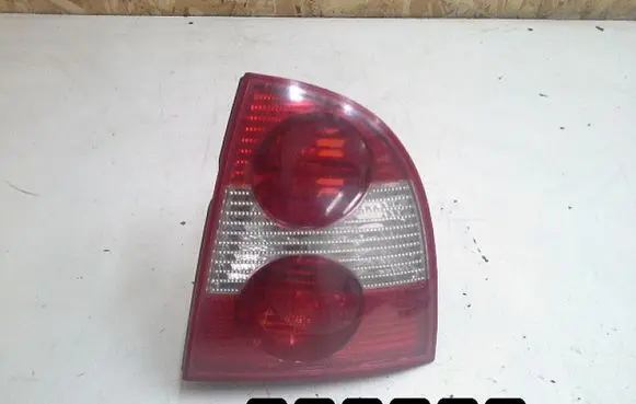 Volkswagen PASSAT B5.5 Rear/tail lights 28408014