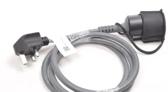BMW i4 Battery charger (optional) 8490518