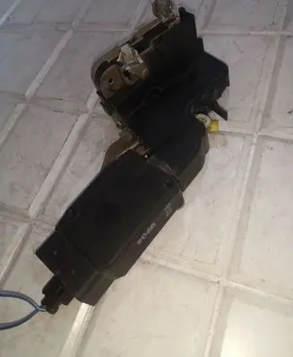 Mitsubishi Space Star Front door lock