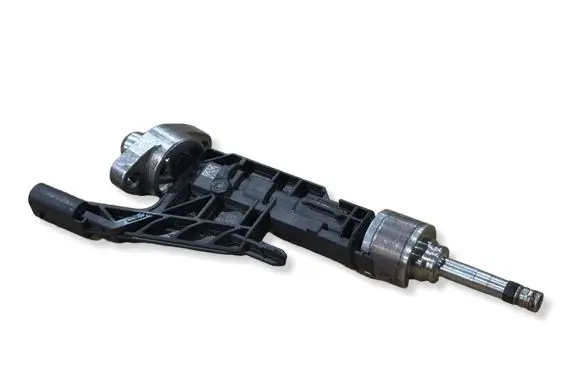 BMW 2 G42 Fuel injector 0261500437 190914 13538656548