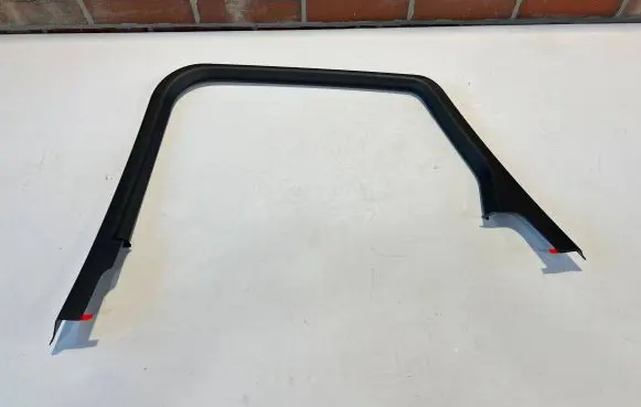 Porsche Macan (95B) Other rear door trim element 95B867672