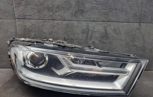 Audi Q7 4M Headlight/headlamp 4M0941006 4M0907397AA 4M0941044
