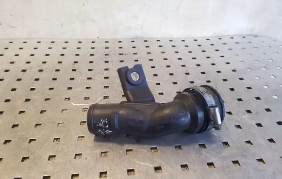 Intercooler hose/pipe