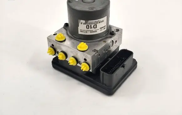 Hyundai Tucson TL ABS Pump 58920D7100 BE6003R100