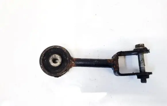 Engine mount bracket