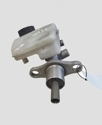 Volvo V60 Master brake cylinder 32130227 32130228