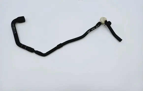 Volkswagen Golf IV Vacuum line/pipe/hose 036103560A 036103175A