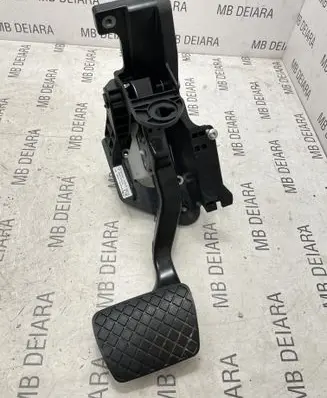 Porsche Macan (95B) Brake pedal 95B723031C