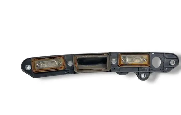 Volkswagen Touran I Number plate light