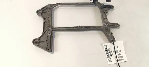 Porsche Panamera (971) Radiator mount bracket 