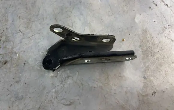 Volkswagen Polo IV 9N3 Engine bonnet/hood hinges 6Q0823302 6Q0823302C