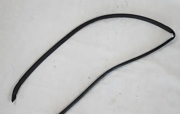 Citroen Berlingo Sliding door rubber seal 9817910480